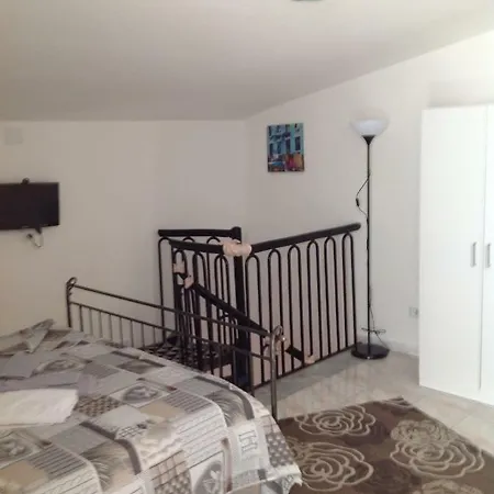 Casa Vacanza Da Enzo * Napoli